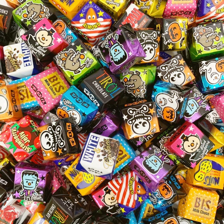 ハロウィン チロルチョコ 13種94個セット ギフトボックス(ハロウィン限定6種+7種)キラキラ輝く個包装 ハロウィンチロル バラエティ ハロウィーン 大容量 チロル 詰め合わせ アソート プチギフト・プレゼントに最適!の画像